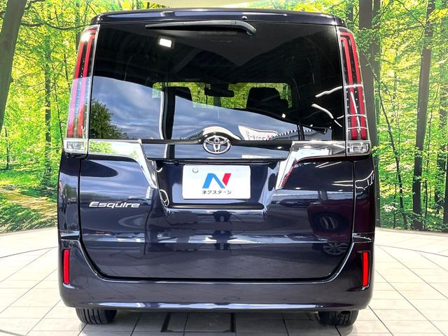 安心の最長10年・走行無制限保証(有償)をご用意。保証内容も充実はもちろん、無料点検&オイル交換や、年中無休の全国・24時間ロードサービスも付帯されておりますのでご安心下さい。