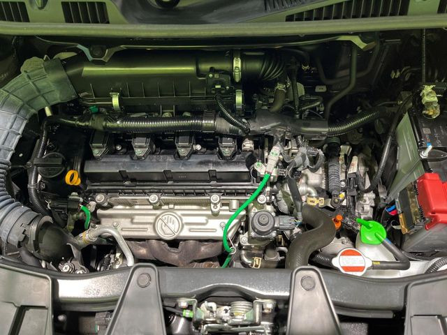 親切・丁寧な専門メカニックスタッフが応対!・車検・点検整備・事故等の修理などアフターサービスも安心。お車のカスタマイズもネクステージのサービススタッフまでご相談ください!