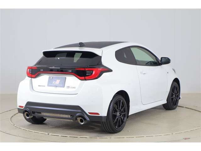 GRヤリス1.6 RC 4WD