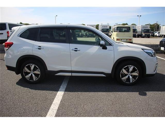 ���Ǝҗl�ւ̔̔��͂��f�肳���Ă��������܂��B �Ԍ������ԗ��̏ꍇ�́A�Ԍ����擾�������x�������z�ŕ\�����Ă���܂��B