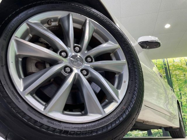 �y17�C���`�A���~�z�C�[���z�O�ςɃ}�b�`�����A���~�z�C�[���𑕒����Ă���܂��B�e��A���~�z�C�[����A�X�^�b�h���X�^�C�����戵�����Ă���܂��B���񂲑��k����������