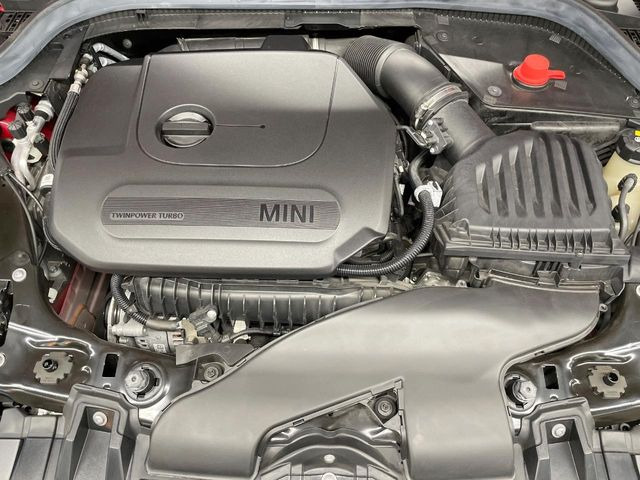 �����X�ł́A�e���[�J�[�̐�p�f�f�e�X�^�[�𓱓��B���Ǝ��i�����e�N�j�J���X�^�b�t���풓���Ă���܂��̂ŁA������̍ۂɂ����S���Ă����p���������܂��B