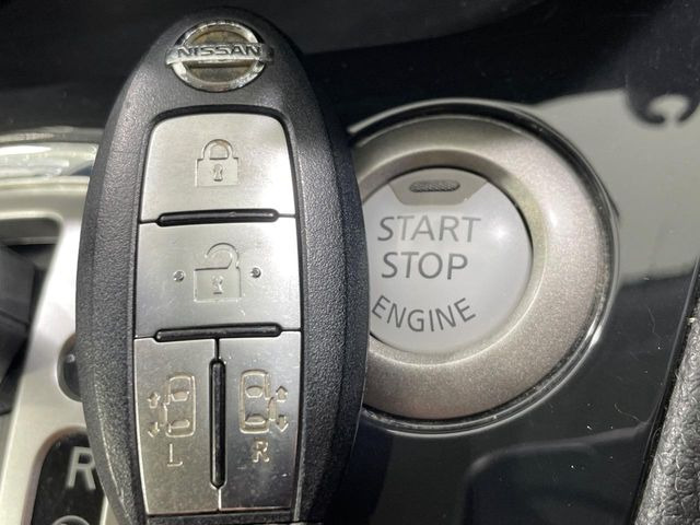 �y�C���e���W�F���g�L�[�z�J�o����|�P�b�g�ɓ��ꂽ�܂܂ł��h�A�̎{���E�������\�ȃX�}�[�g�L�[�𑕔��B�G���W���̃I���E�I�t�����J�M�����o���K�v����������Ƃ��Ă��֗��ł���