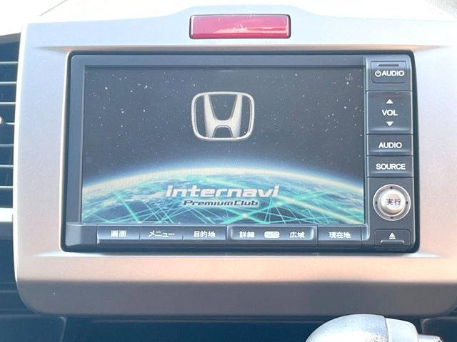 �y�����i�r�z�l�C�̏����i�r�𑕔����Ă���܂��B�i�r�̎g���₷���͂������A�I�[�f�B�I�@�\���[��!�L�����v�◷�s�͂������A�ʋ΂┃�����ȂǕ��i�̃h���C�u���y�����Ȃ�͂���