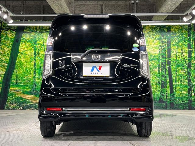 安心の最長10年・走行無制限保証(有償)をご用意。保証内容も充実はもちろん、無料点検&オイル交換や、年中無休の全国・24時間ロードサービスも付帯されておりますのでご安心下さい。