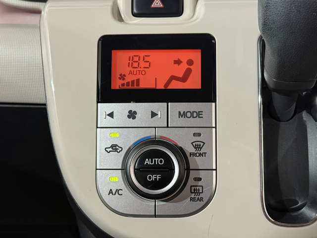 納車前には全車専用機械でクリーニングおこなっています!隅々までキレイに仕上げてからお渡しします!