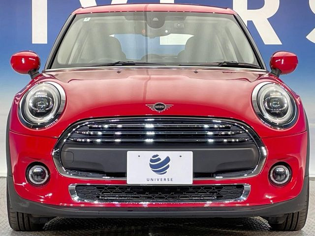 �������x�̃K���X�疌�ŝ����͂������A�㎿�ȃc���E����������B���O����_���J�����؂Ȉ��Ԃ�ی삵�A�F�����E�򉻂�h�~�B�u�e�X�v���b�V���R�[�g�v�A�u�e�v���~�b�T�R�[�g�v���炨�I�т��������܂��B