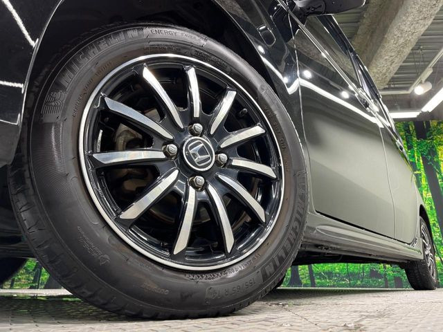 【純正14インチアルミホイール】外観にマッチした純正アルミホイールを装着しております。各種社外アルミホイールや、スタッドレスタイヤも取扱いしております。是非ご相談ください♪