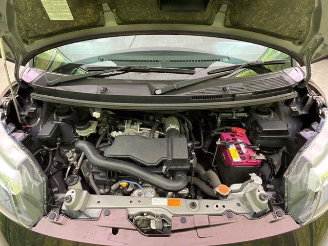 親切・丁寧な専門メカニックスタッフが応対!・車検・点検整備・事故等の修理などアフターサービスも安心。お車のカスタマイズもネクステージのサービススタッフまでご相談ください!