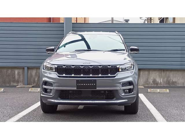 コマンダー2.0 リミテッド ディーゼル 4WD