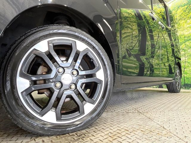 【純正15インチアルミホイール】外観にマッチした純正アルミホイールを装着しております。各種社外アルミホイールや、スタッドレスタイヤも取扱いしております。是非ご相談ください♪