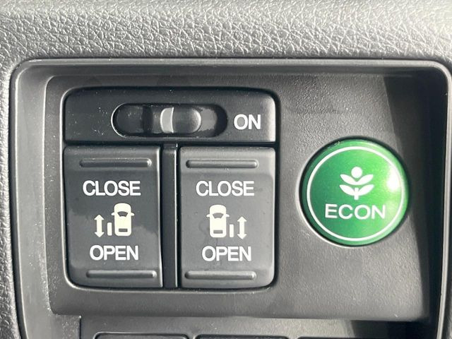 �y�����p���[�X���C�h�h�A�z�X�}�[�g�L�[��^�]�Ȃ̃X�C�b�`�Ō�ȗ����X���C�h�h�A�̊J���\���d��������͂����ăh�A���J����K�v�������A�����Ȃ��q�l�ł��ȒP�ɊJ���߂ł����K�ł���