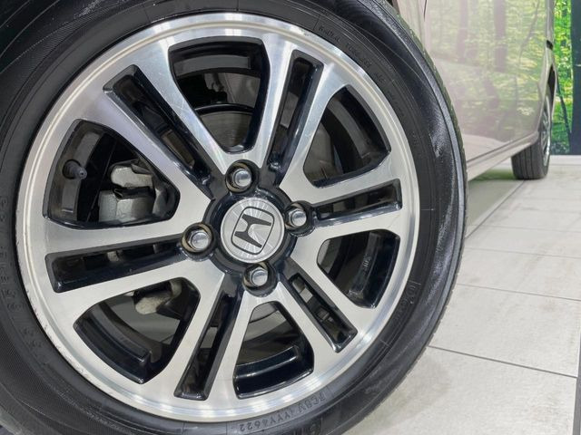 【純正14インチアルミホイール】外観にマッチした純正アルミホイールを装着しております。各種社外アルミホイールや、スタッドレスタイヤも取扱いしております。是非ご相談ください♪