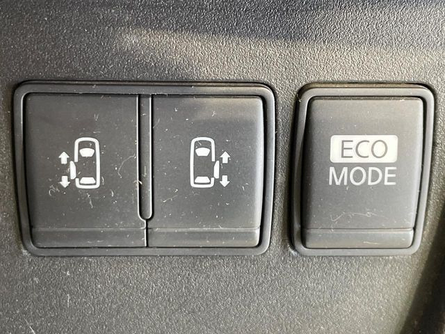 �y�����p���[�X���C�h�h�A�z�X�}�[�g�L�[��^�]�Ȃ̃X�C�b�`�Ō�ȗ����X���C�h�h�A�̊J���\���d��������͂����ăh�A���J����K�v�������A�����Ȃ��q�l�ł��ȒP�ɊJ���߂ł����K�ł���