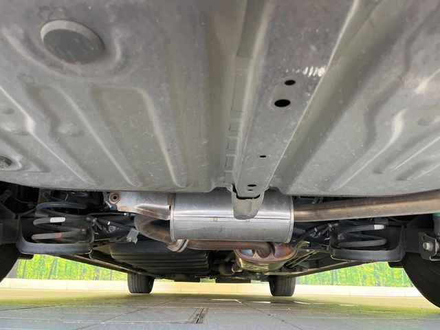 下回りがきれいなうちに、防錆加工の施工がオススメ。降雪地域はもちろん、沿岸部にお住いの方や、趣味でマリン・ウィンタースポーツをされる方にご好評いただいております。