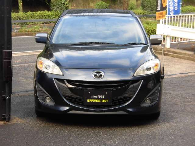 人気のプレマシーが、特別限定車で希少グレードのセレーブルで、ワンオーナーで、両側電動スライドドアで、純正ナビで、車検2年整備付きで、全国ロング保証24ヶ月又は3万キロまでついて驚きの価格^^