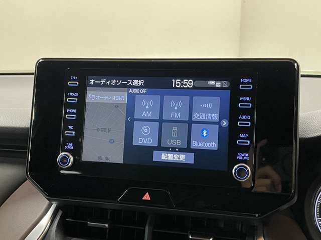 純正ナビ、社外ナビなども取り付け可能です!大きなサイズのナビを付けたい方はお気軽にお尋ねください!!