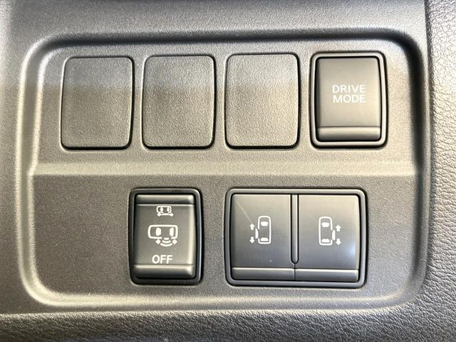 �y�����p���[�X���C�h�h�A�z�X�}�[�g�L�[��^�]�Ȃ̃X�C�b�`�Ō�ȗ����X���C�h�h�A�̊J���\���d��������͂����ăh�A���J����K�v�������A�����Ȃ��q�l�ł��ȒP�ɊJ���߂ł����K�ł���