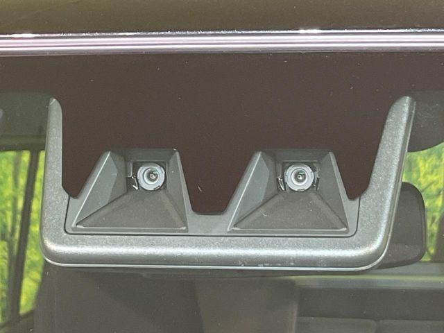 �y�X�}�[�g�A�V�X�g�z���s���ɑO���̎ԗ�����F�����A�Փ˂������Ȏ��͌x��ƃu���[�L�ŏՓˉ���Ɣ�Q�y�����A�V�X�g�B�����S�Ƀh���C�u�����y���݂��������܂��B