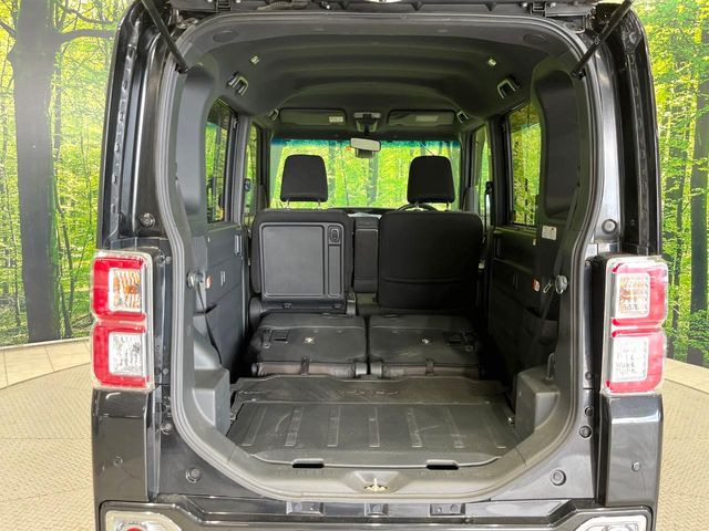 普段のお買い物や通勤、送迎等に十分な荷室スペースを確保しております。セカンドシートを倒すと、大きな荷物の積載も可能です♪