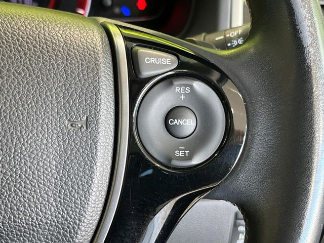 �y�N���[�Y�R���g���[���z�������H�����N���N���s�B�A�N�Z���𗣂��Ă���葬�x�ő��s���ł��A�������^�]���̕��S���y��!�����E�������ȒP�ȃX�C�b�`����Œ����ł��܂��B