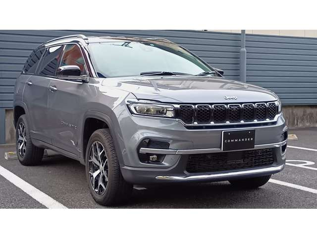 コマンダー2.0 リミテッド ディーゼル 4WD