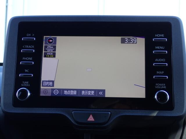 ナビ装備で知らない場所もあっという間に検索♪ちょっとしたお出かけや旅行もこれでばっちりですね。