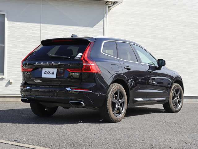 �G���W���I�C���̓t�����X��MOTUL(���`���[��)���g�p���Ă��܂��B�V���{���{�e���f���ɓK������قȂ�S�x�̃I�C�������p�ӂ��Ă��܂��B