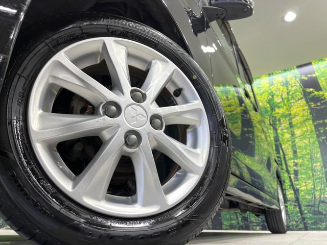 �y����14�C���`�A���~�z�C�[���z�O�ςɃ}�b�`���������A���~�z�C�[���𑕒����Ă���܂��B�e��ЊO�A���~�z�C�[����A�X�^�b�h���X�^�C�����戵�����Ă���܂��B���񂲑��k����������