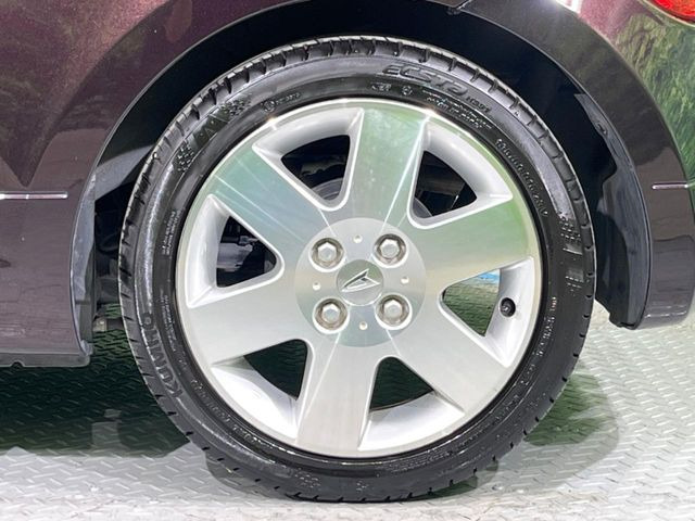 �y����15�C���`�A���~�z�C�[���z�O�ςɃ}�b�`���������A���~�z�C�[���𑕒����Ă���܂��B�e��ЊO�A���~�z�C�[����A�X�^�b�h���X�^�C�����戵�����Ă���܂��B���񂲑��k����������