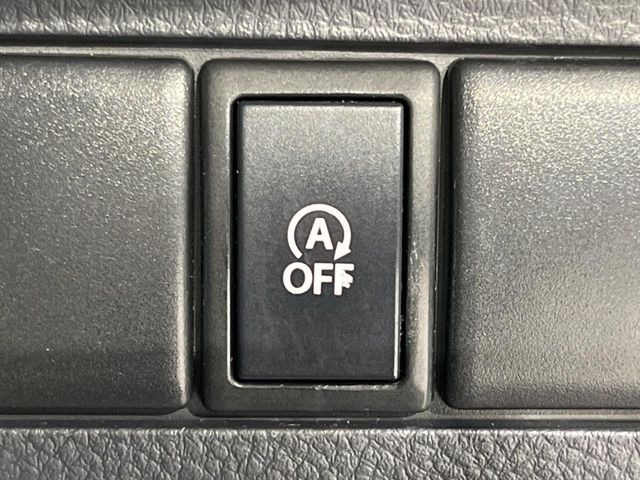 �y�A�C�h�����O�X�g�b�v�z�ԐM����a�؂Œ�Ԃ����ۂɃG���W�����~���A���ʂȔR���̏����}���܂��B�R��������ی�ɂȂ���@�\��G���W���̓u���[�L�𗣂��΍Ďn�����܂��B