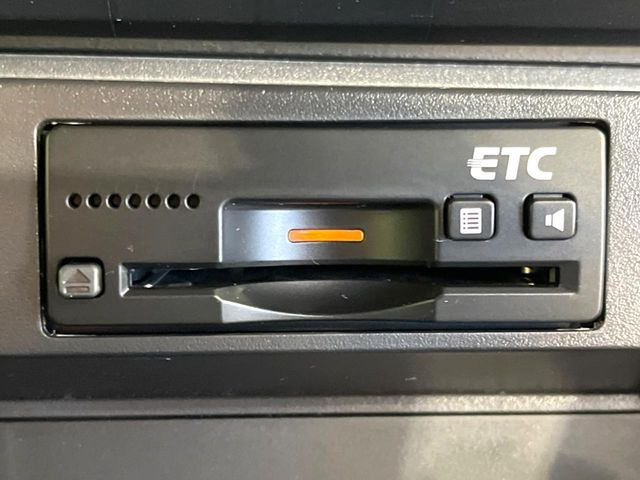 【ETC】高速道路の料金所をストレスなく通過!話題のスポットやサービスエリアに多い「スマートIC」利用時は必須のアイテムです。当店でセットアップを実施、ご納車当日からすぐにご利用いただけます!