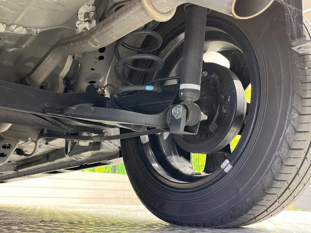 安心の最長10年・走行無制限保証(有償)をご用意。保証内容も充実はもちろん、無料点検&オイル交換や、年中無休の全国・24時間ロードサービスも付帯されておりますのでご安心下さい。