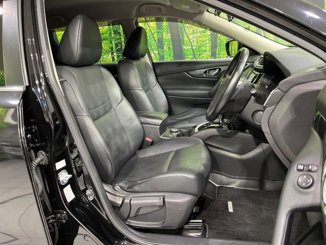 【シートヒーター】寒い日に重宝するシートヒーター!エアコンより早く温まってくれるので寒がりの人も安心ですね♪エアコンの温風は乾燥するから苦手、という方にもをおすすめです。