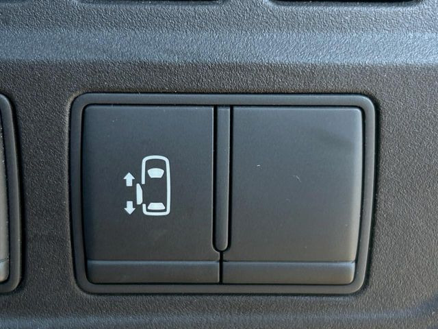 �y�p���[�X���C�h�h�A�z�X�}�[�g�L�[��^�]�Ȃ̃X�C�b�`�ŃX���C�h�h�A�̊J���\���d��������͂����ăh�A���J����K�v�������A���������q�l�ł��A�d���ו��������Ă��鎞�����N�ɊJ���߂ł��܂���