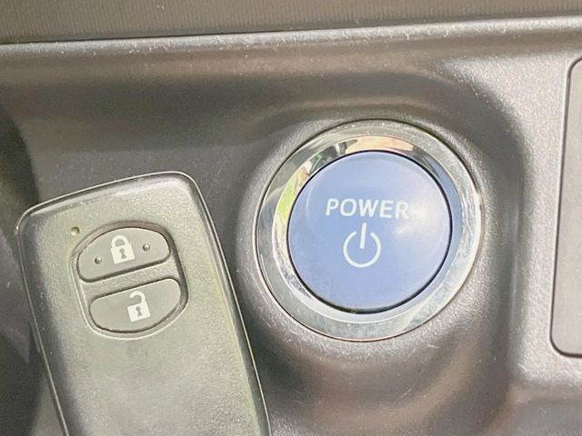 �y�X�}�[�g�L�[�z�J�o����|�P�b�g�ɓ��ꂽ�܂܂ł��h�A�̎{���E�������\�ȃX�}�[�g�L�[�𑕔��B�G���W���̃I���E�I�t�����J�M�����o���K�v����������Ƃ��Ă��֗��ł���