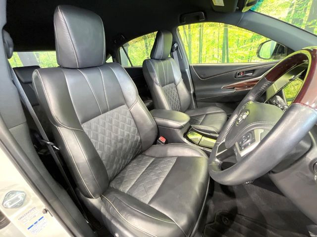 �y�n�[�t���U�[�V�[�g�z�������ƍ���S�n�𗼗������l�C�̃V�[�g���w�ʁE���ʂ̃t�@�u���b�N�f�ނ́A�ʋC���̗ǂ��⊊��ɂ����ɗD��Ă��܂��B�C���╞���ɍ��E���ꂸ���K�ɂ���肢�������܂��B