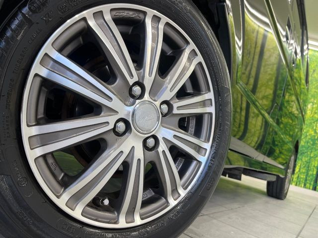 【14インチアルミホイール】外観にマッチしたアルミホイールを装着しております。各種アルミホイールや、スタッドレスタイヤも取扱いしております。是非ご相談ください♪