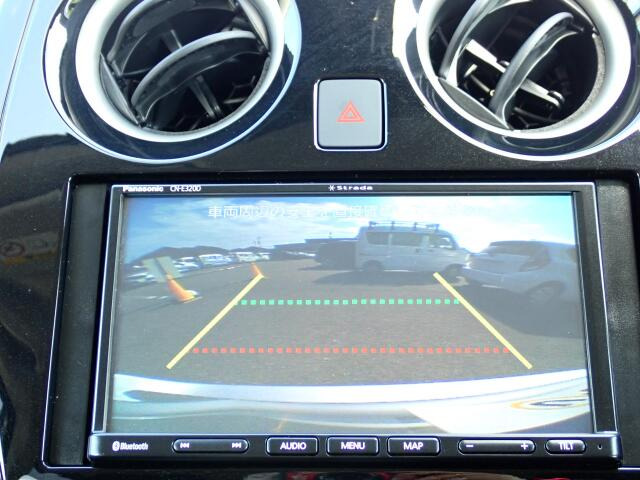 �o�b�N�J�����������Ă���܂��B���Ԏ��ɑ�ϖ��ɗ����܂�������Ԃ����ȕ��ɂ��֗��@�\�ł���