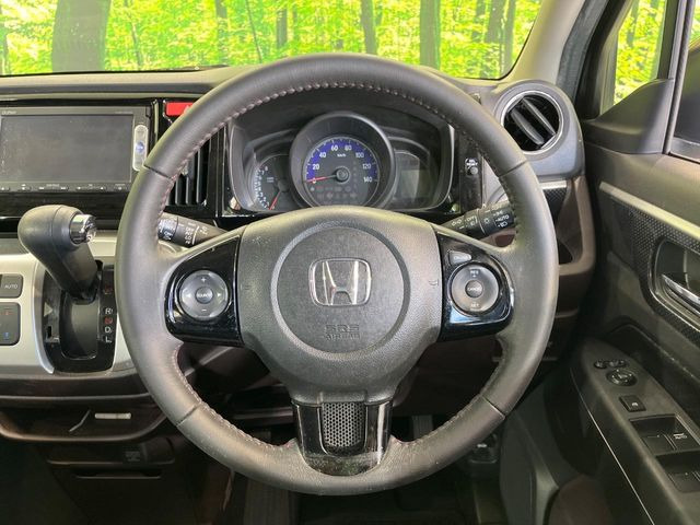 �y�����v�����X�e�A�����O�z�㎿�Ȋv���g�p���邱�ƂŁA��ɂ����������݂ƂĂ��^�]���₷���n���h���ł���