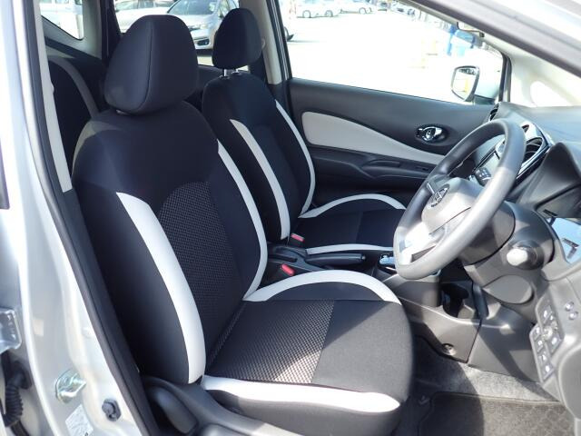 �t�����g�V�[�g�A��ԗǍD�ň��S�ł��B�傫�ȉ�����Ȃ����S�ł�