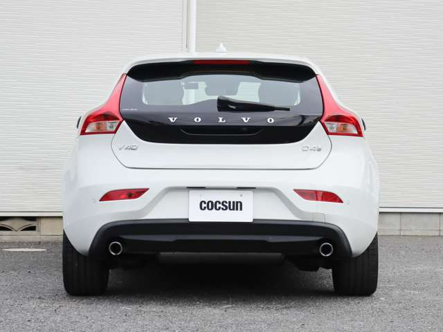 ���s�^�G���W���ɂ̓{���{�̔F�؂��擾����MOTUL�̍����I�C��SPECIFIC RBS0-2AE(0W-20)���g�p���܂��B