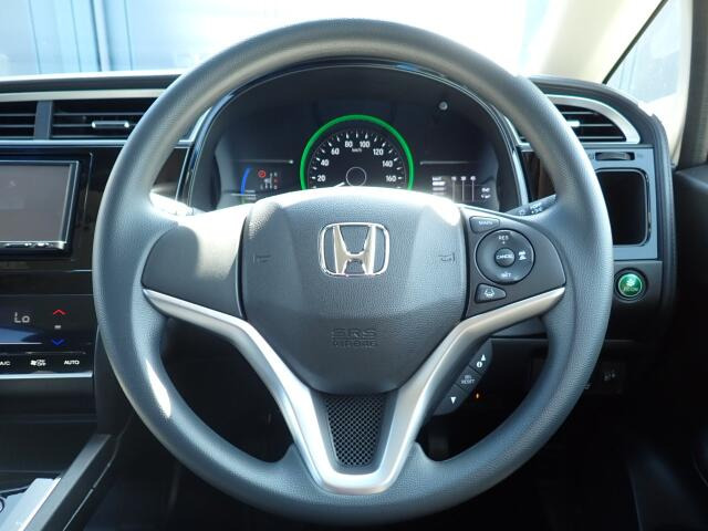 �X�e�A�����O�͂ƂĂ����ꂢ�ȏ�Ԃł���