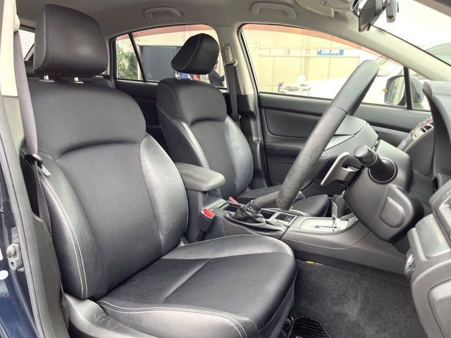 �y�n�[�t���U�[�V�[�g�z�������ƍ���S�n�𗼗������l�C�̃V�[�g���w�ʁE���ʂ̃t�@�u���b�N�f�ނ́A�ʋC���̗ǂ��⊊��ɂ����ɗD��Ă��܂��B�C���╞���ɍ��E���ꂸ���K�ɂ���肢�������܂��B