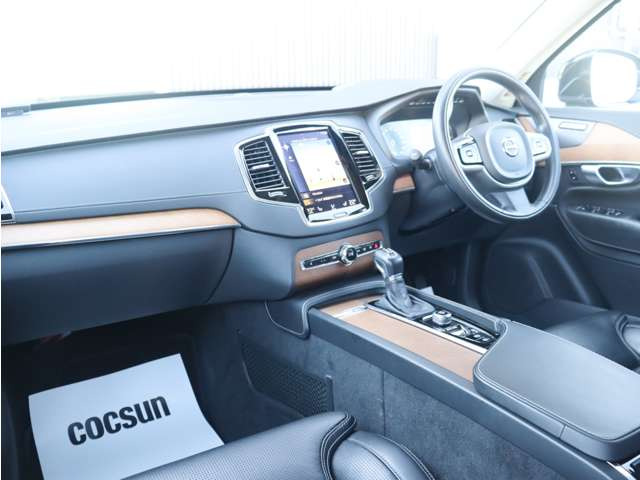 �h�C�c�̃{���{���`���[�j���O���[�J�[HEICO SPORTIV�̐��K�̔��X���t���ƈ��m���ɂ�HEICO SPORTIV�v���~�A���p�[�g�i�[KANTO / TOKAI�Ƃ��ĉ^�c�����Ă��܂��B