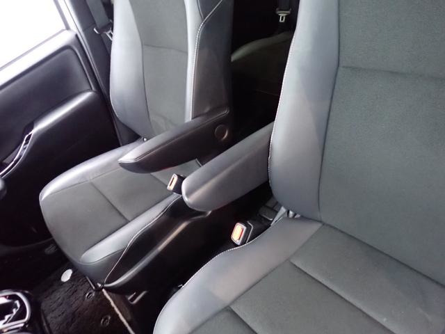 ★内装は専門業者によるルームクリーニング施工★シート・天井・ダッシュボード等に傷やシミ、汚れ等もなく綺麗で嫌な臭い等もありません!清潔で気持ちいい!★