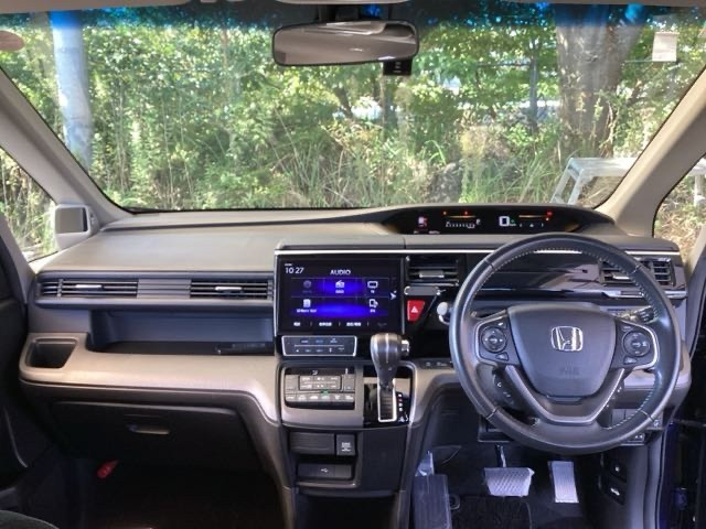 ステップワゴン1.5 スパーダ ホンダ センシング