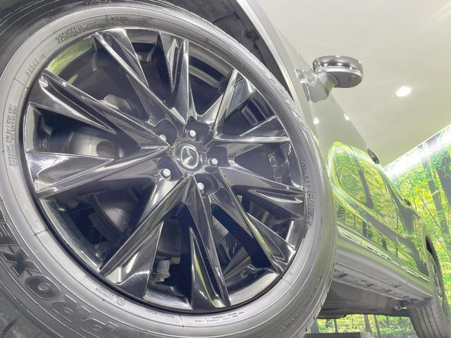 �y����19�C���`�A���~�z�C�[���z�O�ςɃ}�b�`���������A���~�z�C�[���𑕒����Ă���܂��B�e��ЊO�A���~�z�C�[����A�X�^�b�h���X�^�C�����戵�����Ă���܂��B���񂲑��k����������