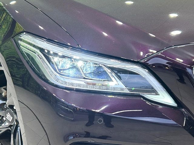 �yLED�w�b�h���C�g�z���V����ԑ��s�����ǍD�Ȏ��E���m�ۂ����S���ĉ^�]�ł��鍂�P�xLED�w�b�h���C�g�𑕔�!�_�����x�������A����d�͂��}�����Ă��܂��B