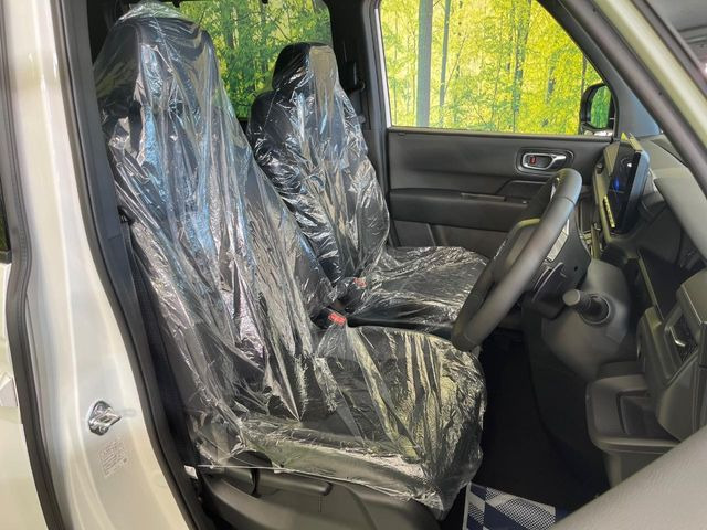 もちろん車内はキレイです♪よりクリーンな状態をキープしたいお客様には『ナノゾーンコート』がおすすめ!新型コロナウイルス対策や、除菌・消臭に効果を発揮し多くの方にご好評いただいております。